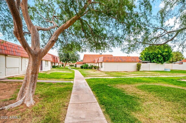 Photo - 7849 N 49th Ave