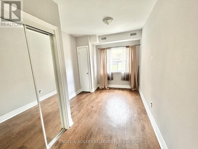 Photo - 15 Thirty Third St Unit 109