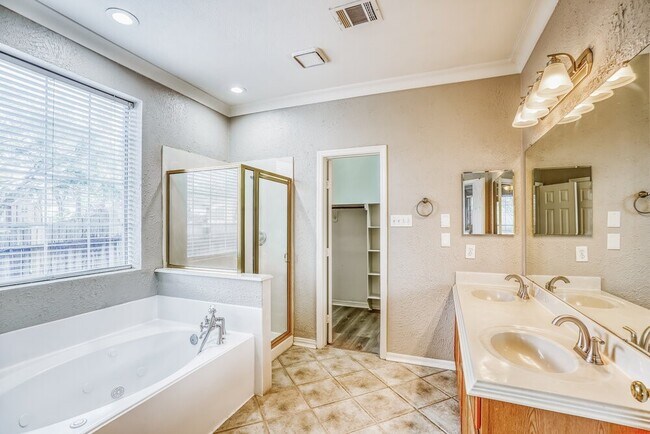 Photo - 3931 Echo Mountain Dr