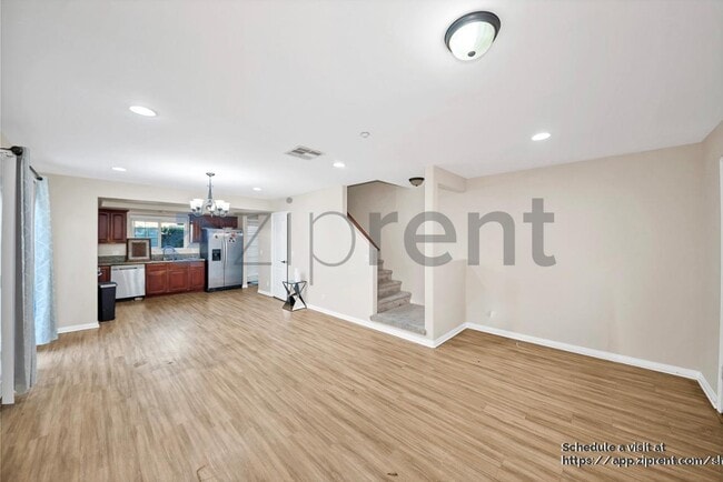 Photo - 443 Monrovista Ave