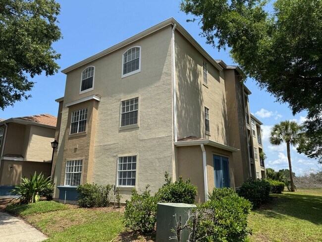 Metrowest 2BR/2BA Condo – Ground Floor Con... - Metrowest 2BR/2BA Condo – Ground Floor Con... Unit 1216