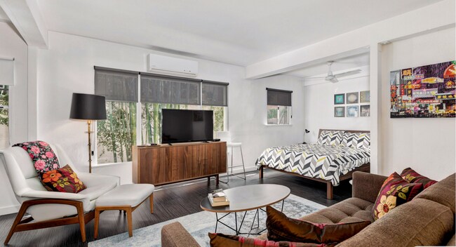 Photo - 806 Westmount Dr Unit 3