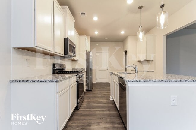 714 Ridgemoor Trl
