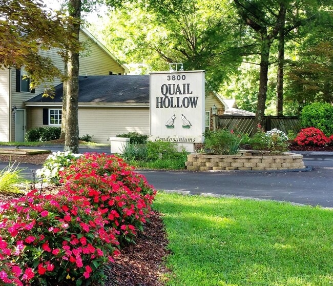 Building Photo - 3983 N Quail Ln Unit 3883