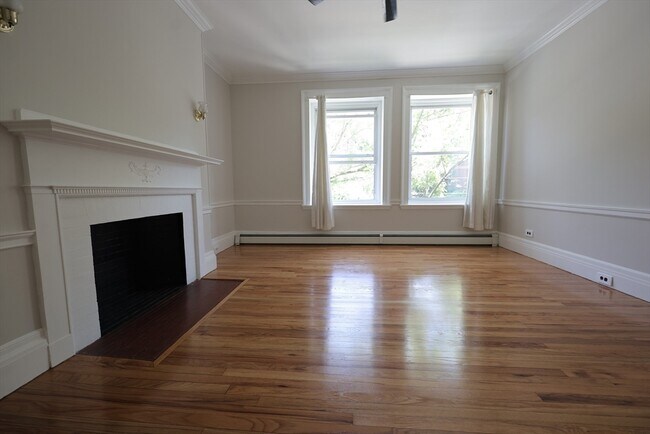 Photo - 318 Tappan St Unit 2