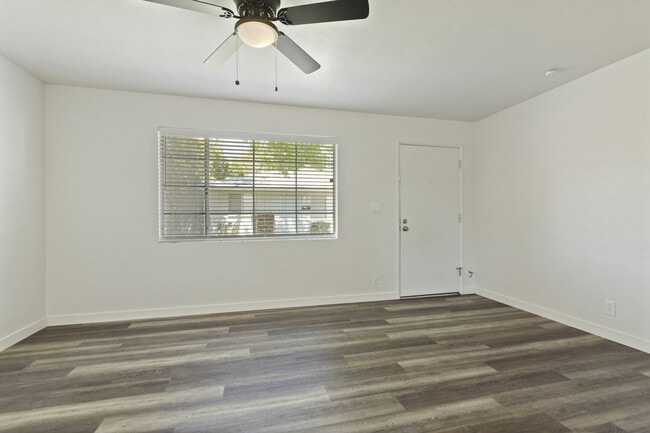 Photo - Granada Suites Unit 2211 - B