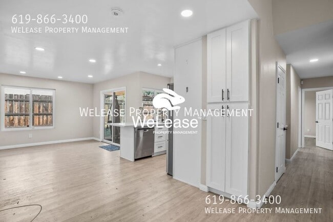 Photo - 10764 Valor Pl