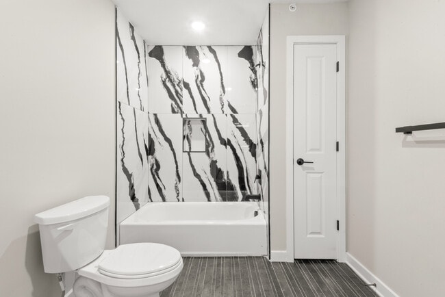 Building Photo - 108 Fleming Ave Unit 1