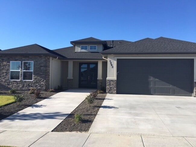 Photo - Coming Soon! Newer Custom built home with lots of upgrades and community pool!!