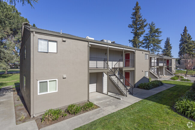 Building Photo - Laguna Park Rental