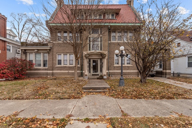 Photo - 408 W Mulberry St Unit 2E