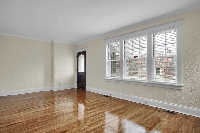 Photo - 7230 Amherst Ave Unit FF