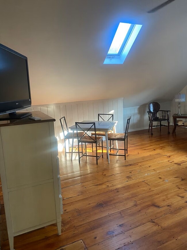 Photo - Thomas Edwards House