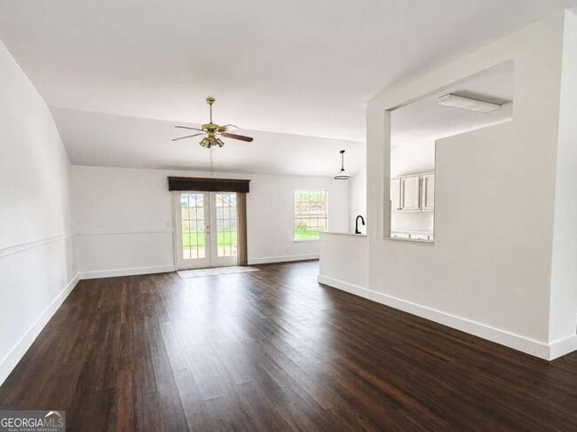 Photo - 505 Lake Jordan Blvd W