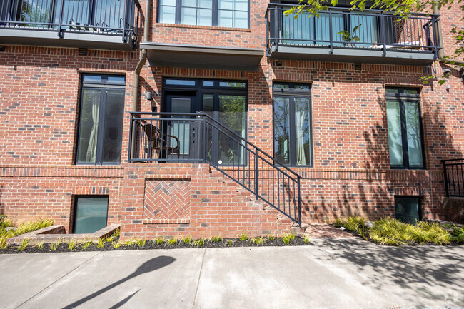 Building Photo - The Flats at Indie Rental