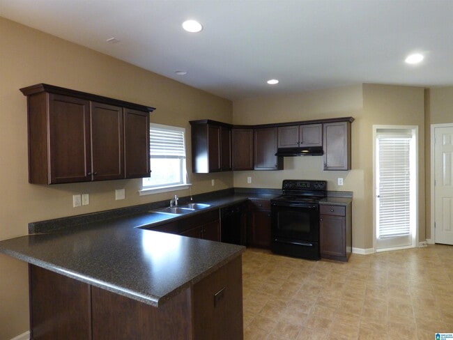 Photo - 1097 Savannah Ln