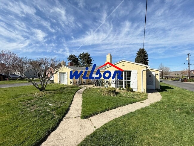 Building Photo - 3401 W Yakima Ave Unit A