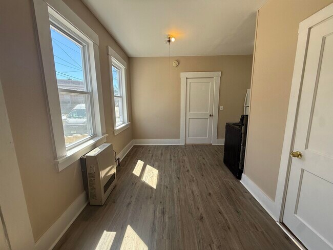 Photo - 42 Franklin St Unit F