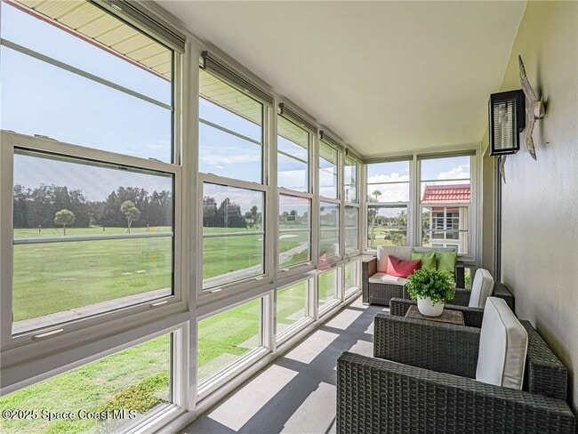 Building Photo - 55 Woodland Dr Unit 206