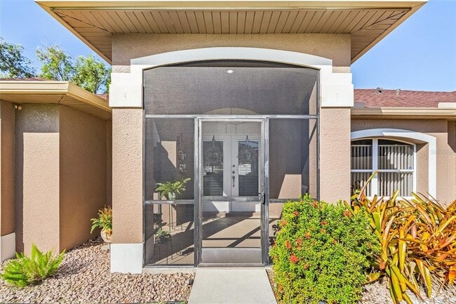 Photo - 810 SW 10th Pl
