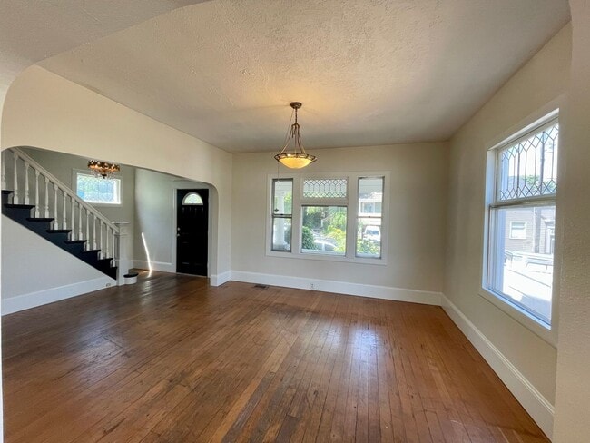 Photo - 4 Bed 1.5 Bath 1758sqft - Historic Charm with Renovations and so Much More!