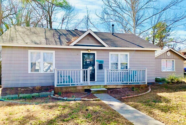 Building Photo - Beautiful 3BD/2BA Home Near OU – Prime Nor...