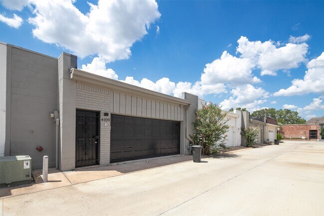 Photo - 4109 Meyerwood Dr