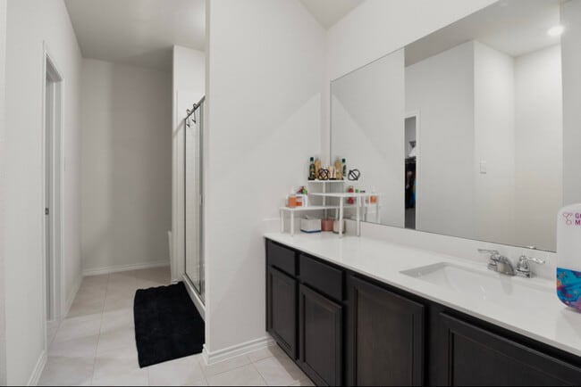 Photo - 3001 Glazner Dr