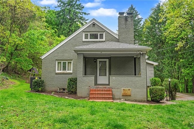 Photo - 311 Redgate Rd
