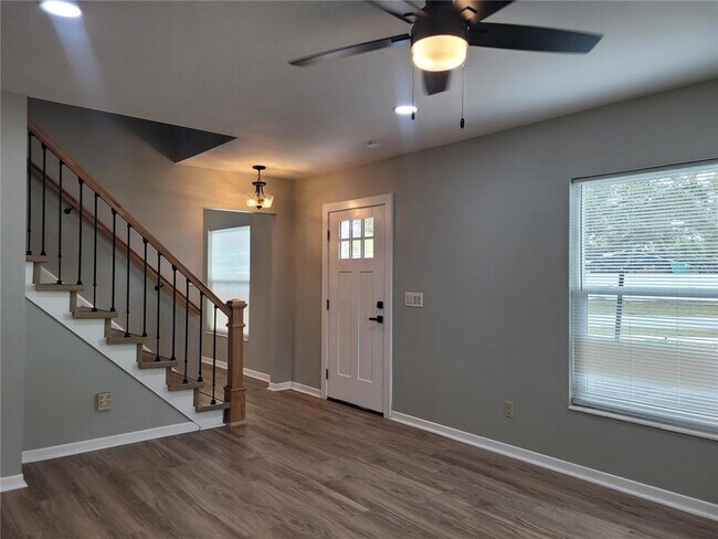 Photo - 8244 125th St