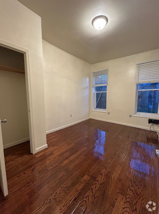 Building Photo - 16 Monaco Pl Rental
