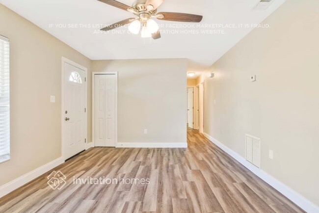 Photo - 316 E Rose Ln