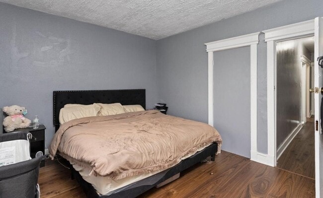 Photo - 237 Ardmore Ave Unit 1