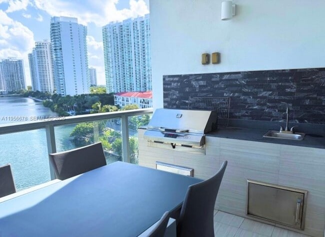 Photo - 3300 NE 188th St Unit 614