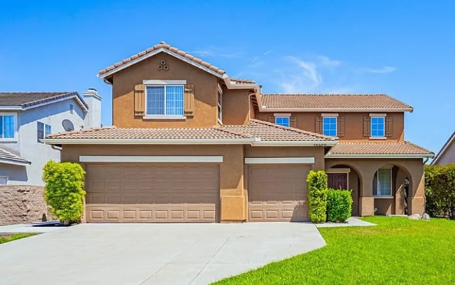 Gorgeous Four Bedroom Three Bathroom Home ... - Gorgeous Four Bedroom Three Bathroom Home ...