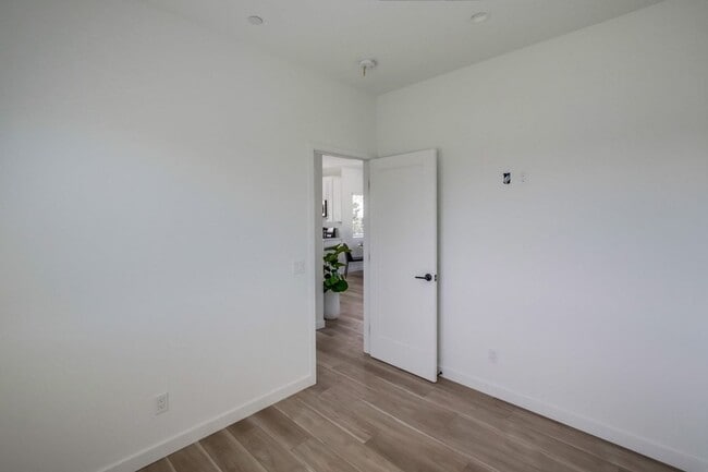 Photo - Beautiful downstairs unit 3bed/2 ba now available! Private Patio!! Marketing Description Unit 6663