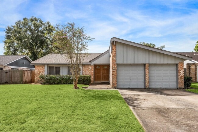Building Photo - 16306 Parksley Dr Rental