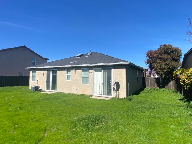 Photo - 3338 Megan Way