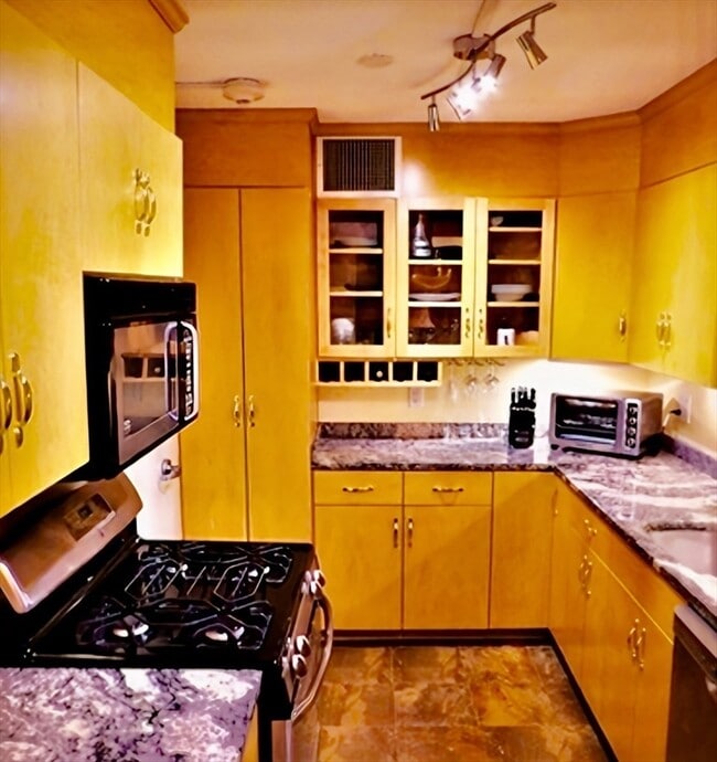 Photo - 33 Pond Ave Unit 321