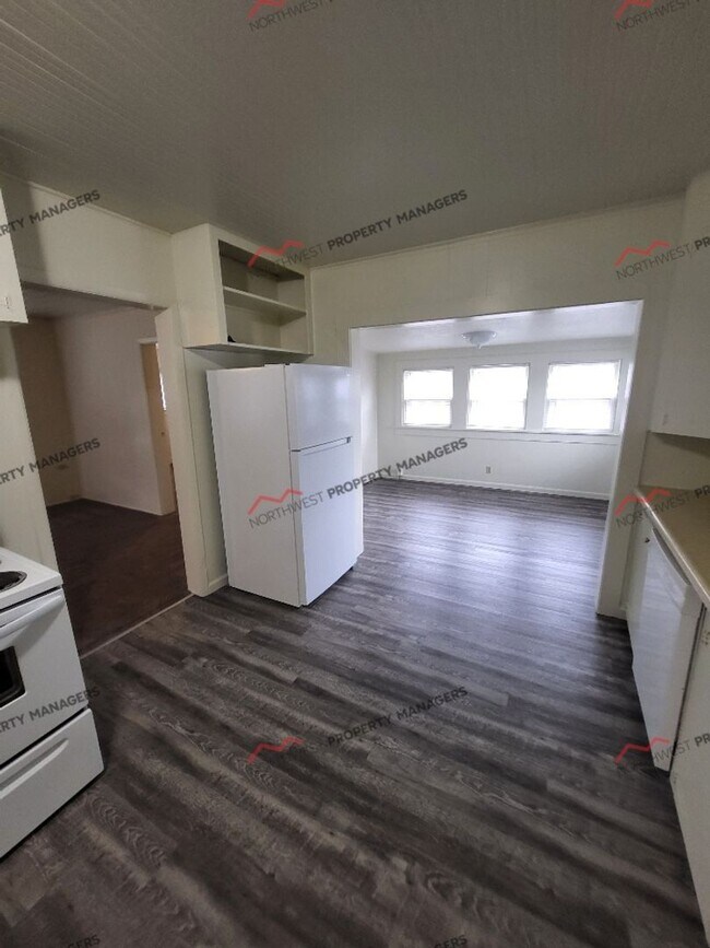 Photo - STATUS: *PENDING APPLICATION* | R273A  | $1495