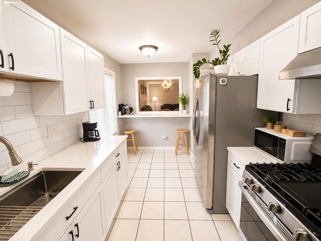 Photo - 2474 Brunswick Cir