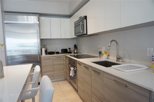 Photo - 1300 Brickell Bay Dr Unit 1904
