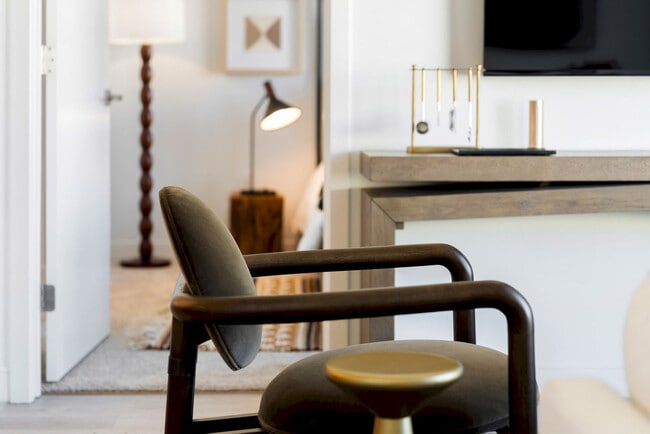 Photo - 102 Mill Rd Unidad SI FL2-ID1380129P