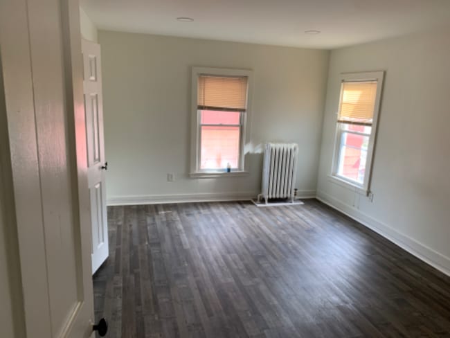 Photo - 29 Pioneer Rd Unit A