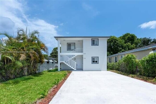 Building Photo - 3059 NW 58th St Unit 3059 Rental