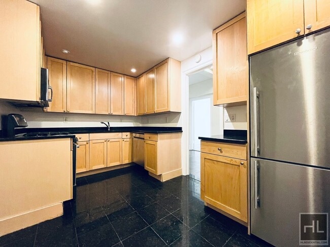 Photo - WEST 79 STREET Unidad 2B