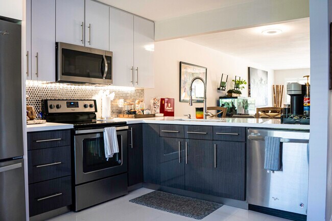 Photo - 55 SE 14th St Unit 1110