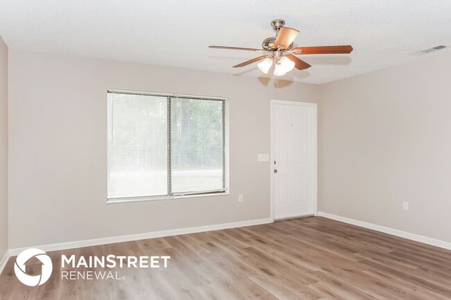 Photo - 542 Ortega St SE