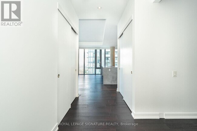 Photo - 185 Roehampton Ave Unit PH06