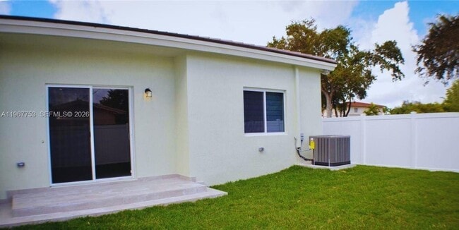 Photo - 1515 SW 65th Pl Unidad 1515